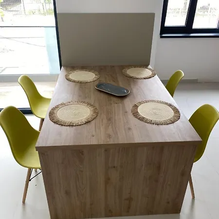 Popdan By The Sea 4*