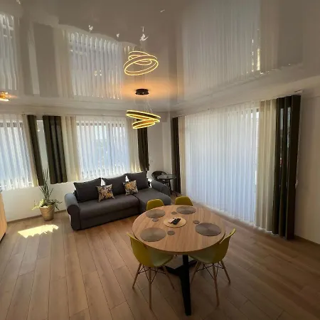 Apartmanhotel Popdan By The Sea 4*